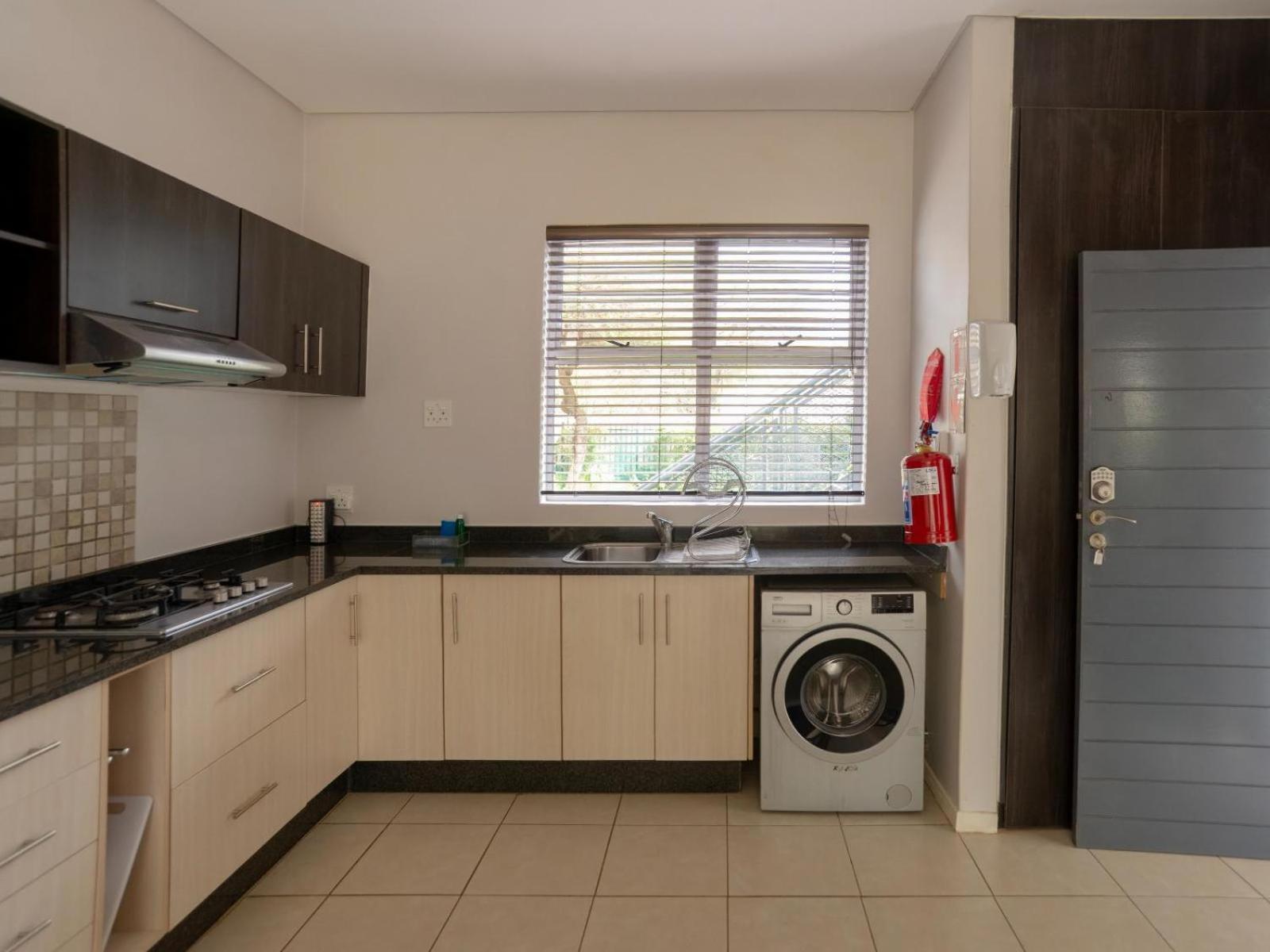 Apartments @ 125 Габороне Стая снимка
