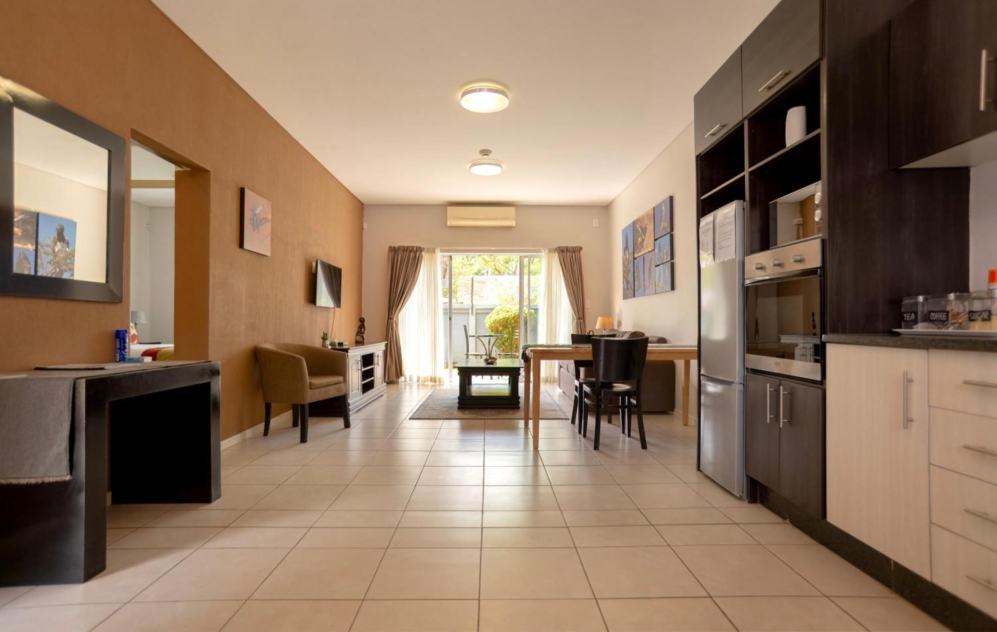 Apartments @ 125 Габороне Екстериор снимка